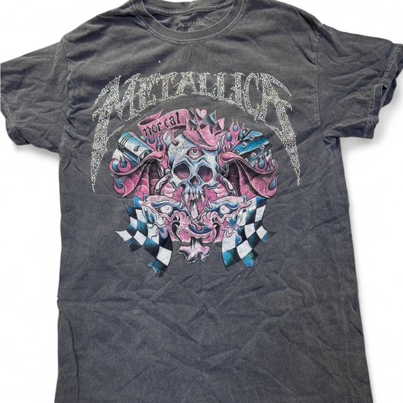 Metallica Graphic T-Shirt - Picture 1 of 3